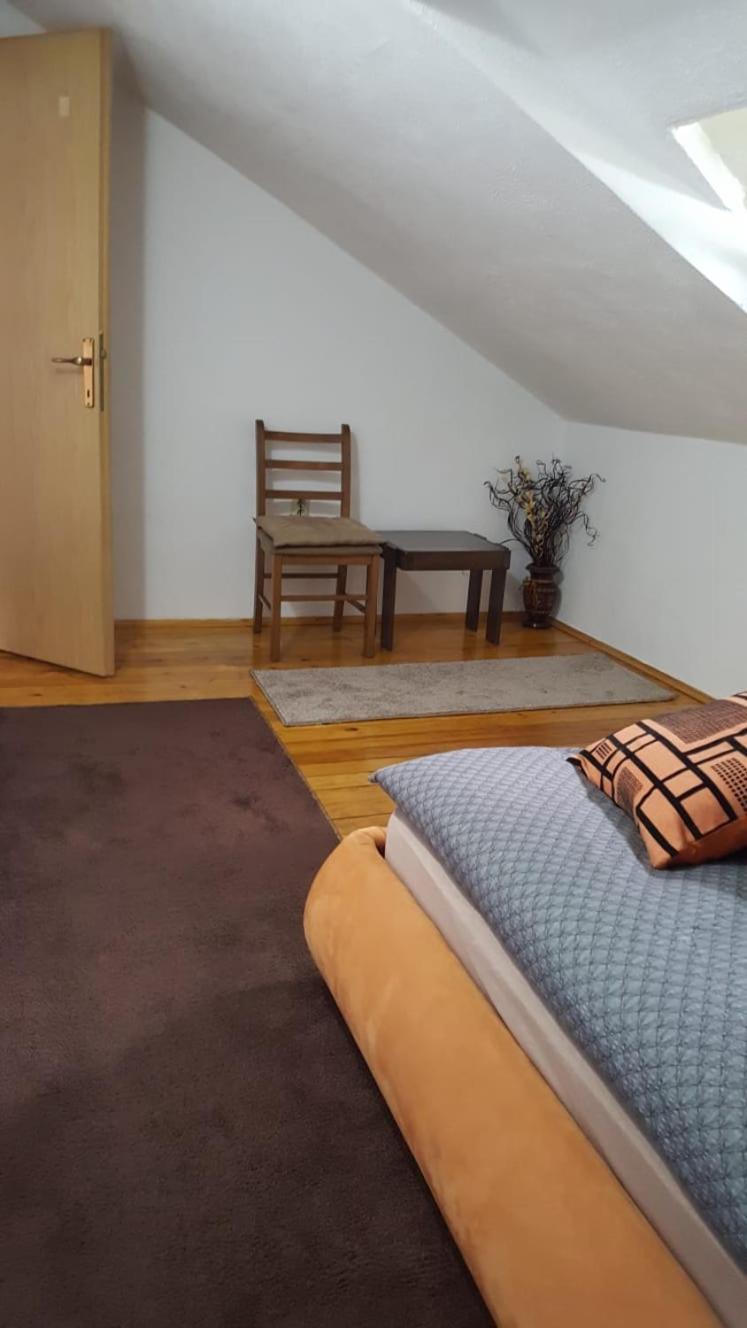 Apartman "Em" Бихач Экстерьер фото